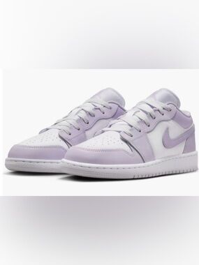 Air Jordan 1 Low “NEW”Sneaker Big Kids 4.5 Women’s 6